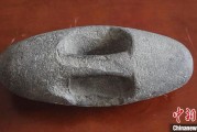 东阳新疆兵团第五师双河市发现疑似新石器时代石器